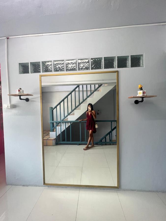 Arena Boutique Hotel Female Only Thong Sala Exterior foto